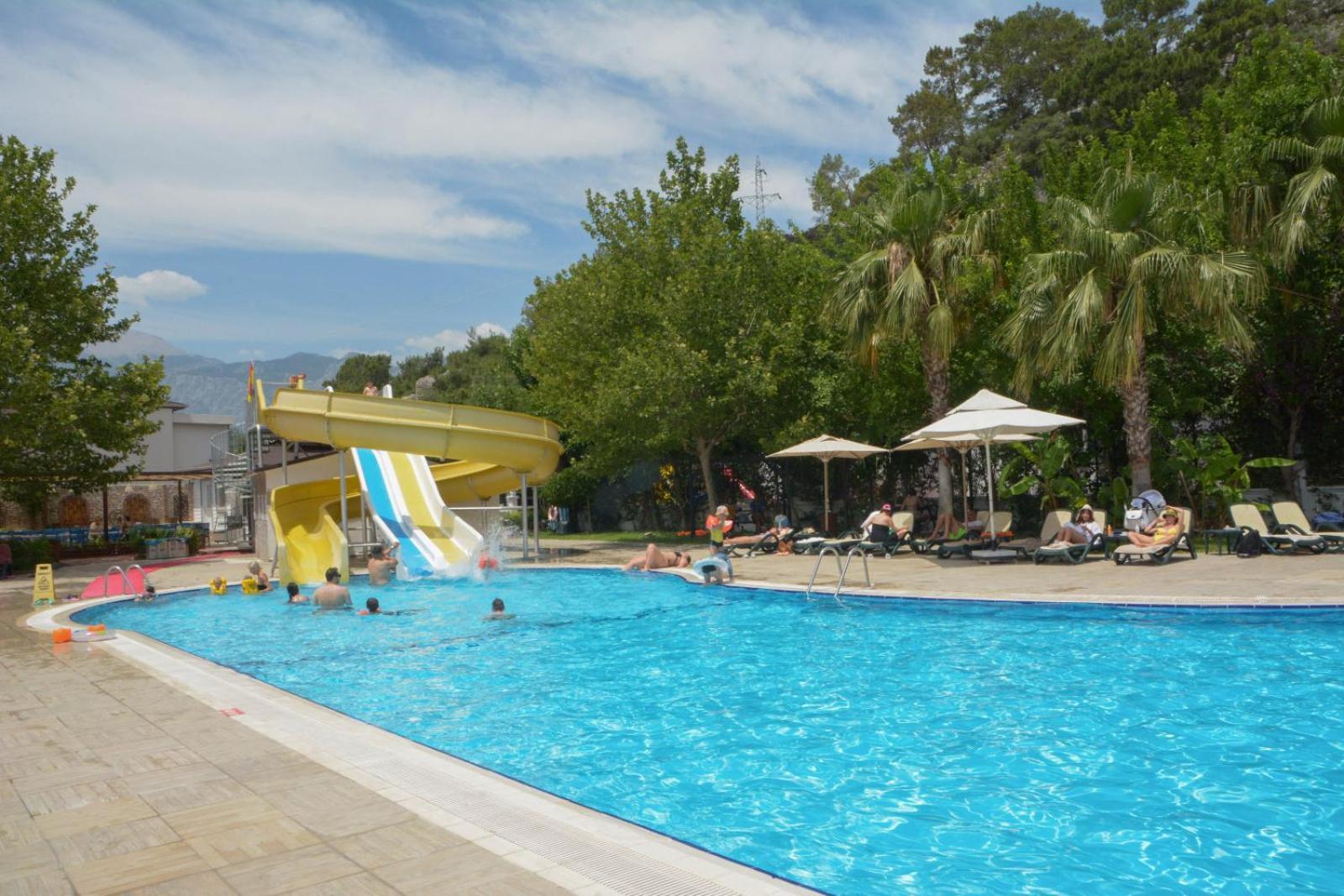 Miramor Hotel & Spa Antália Exterior foto Swimming pool in Turkey