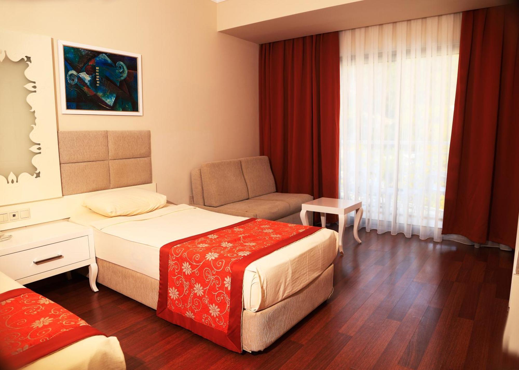 Miramor Hotel & Spa Antália Exterior foto A room at the hotel